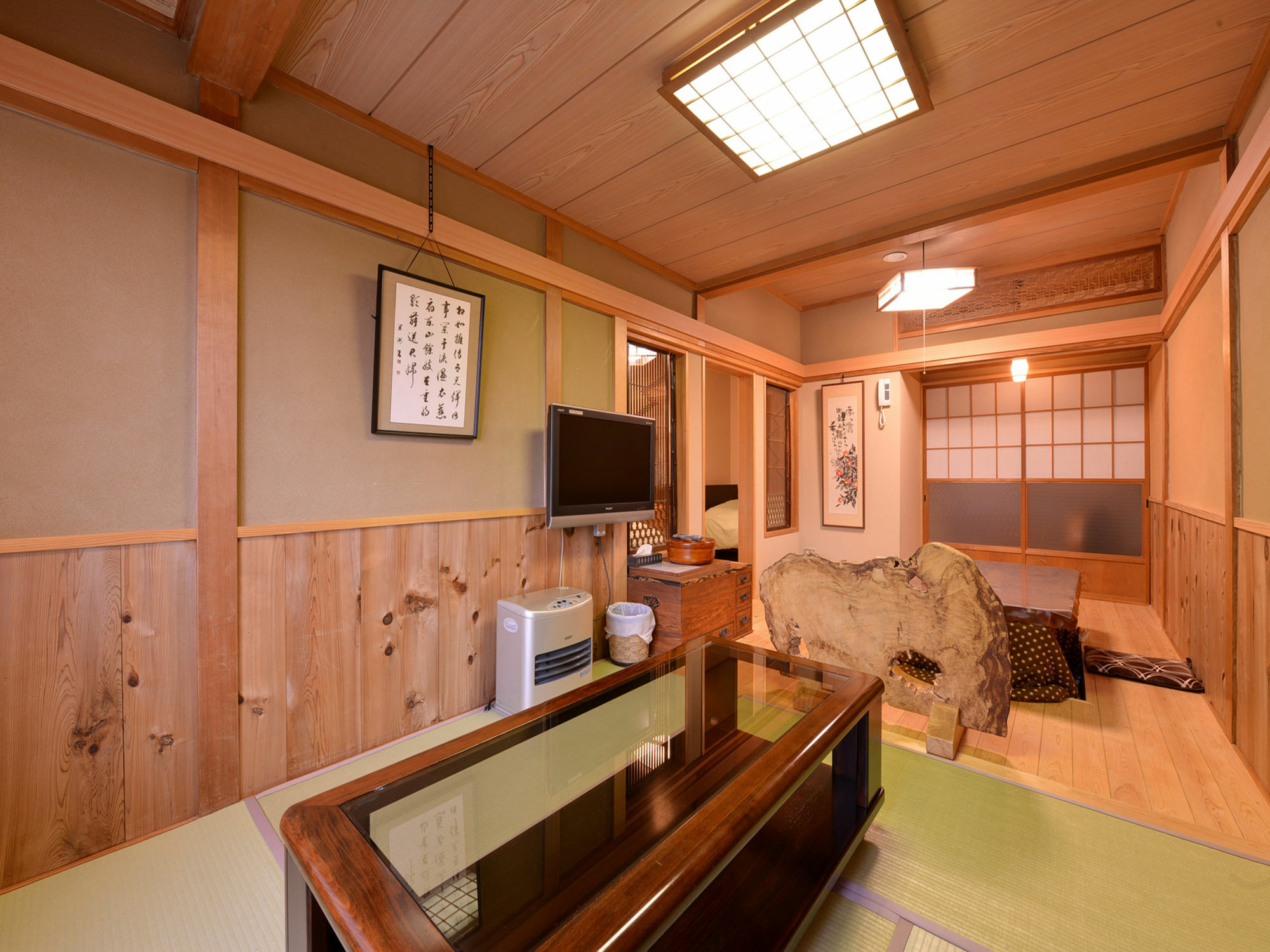 Nanzansou Hotel Ome Bagian luar foto
